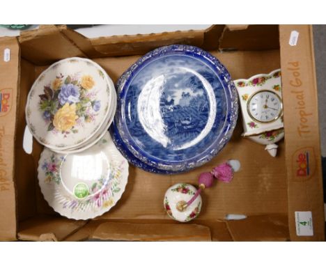 A mixed collection of items to include: Royal Albert Old Country Roses Mantle Clock &amp; Perfume Bottle, Royal Albert Rose G