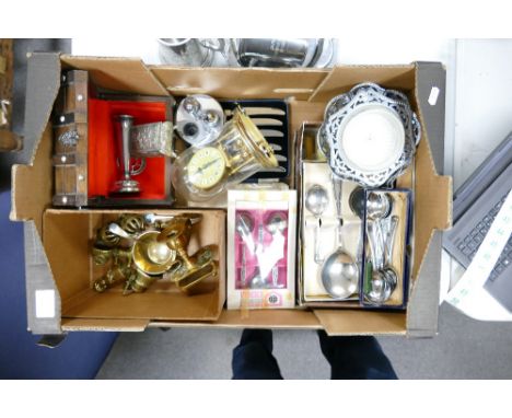 A mixed collection of brass &amp; silver plated items to include: mantle clock, cutlery, ornaments, candlesticks etc 