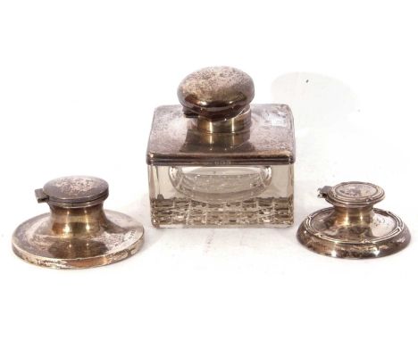 Mixed Lot: George V square glass inkwell with heavily cut hobnail design base, plain silver collar and hinged lid (the lid mi
