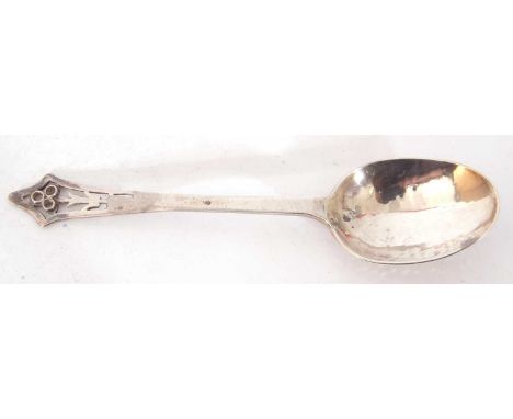 George V decorative spoon in 17th century style having pierced top, rat-tail and spot hammerred bowl (lacking 'jewels' to the