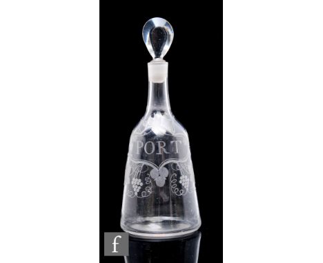 An 18th Century port decanter of shoulder or mallet form with slender neck and lozenge stopper, the body engraved with a faux