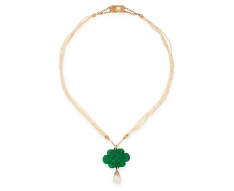 A PEARL, JADE AND DIAMOND PENDANT NECKLACE in yellow gold and silver, set with a carved piece of jade suspending a pearl and 