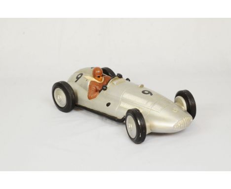 Ceramic statue of Mercedes Type W154- Annee 1938. Has light damage on front grille and tires revealing the white ceramic base