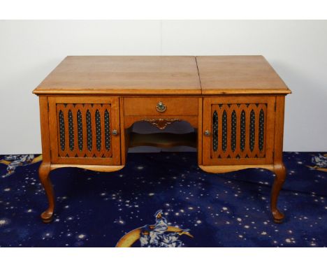 Desk - record player and record holder. Record player works but needs some adjustment. Very good visual condition, right side