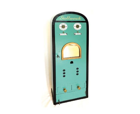 1910 Stollwerck Chocolate Vending Machine, complete and completely mechanical. Works with 10 pfennig coins. Repainted metal c