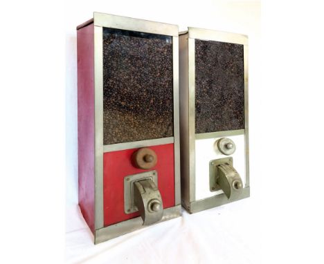 Lot of 2 vintage coffee bean dispensers from the 1950s with signs of wear. Size: 73 x 27 x 28 cm each. Condition: Good.