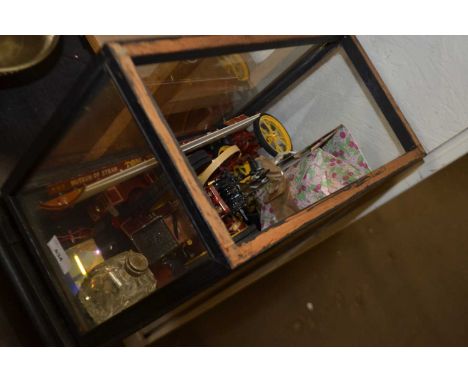 A cased model of a traction engine (a/f)