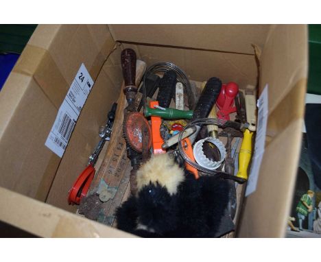 Mixed Lot:  Assorted hand tools, kitchen wares, measuring sticks etc