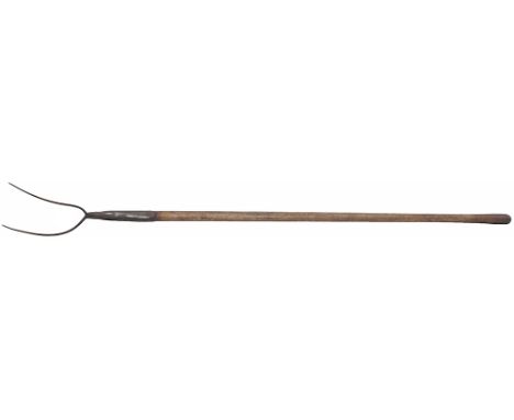 GWR pitch fork clearly stamped in the steel fork KING TEMPER GRADES CO G.W.R. Measures 64in long and is in good condition.
