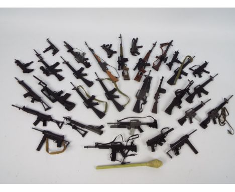 Dragon - 21st Century - DiD - Others - An arsenal of 30 weapons suitable for 1:6 scale action figures similar to Dragon /Did 