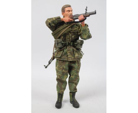 Dragon Models - An unboxed 1:6 scale Dragon Models New Generation Post WW2 Series 'Nam' US Forces action figure with M79. The