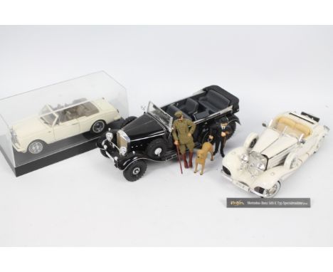 Franklin Mint, Maisto, Other - Three unboxed 1:24 scale diecast and plastic model cars. Lot consists of a Franklin Mint 10992