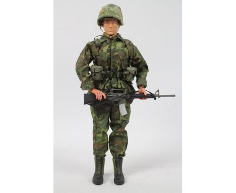 Dragon Models - An unboxed 1:6 scale Dragon Models New Generation Post WW2 Series 'Nam' US Special Forces action figure. The 