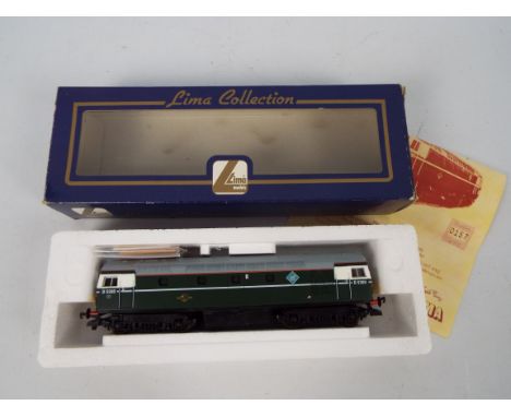 Lima - A boxed Limited Edition Lima #204699 OO gauge Class 26 diesel locomotive Op.No.D5300 in BR green livery. The model app