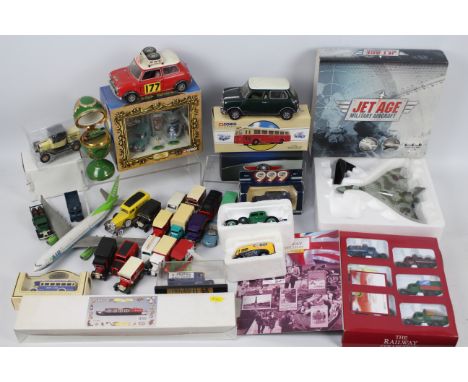 Corgi - Atlas Editions - Others - A mixed collection of boxed and unboxed diecast and plastic models in various scales. Lot i