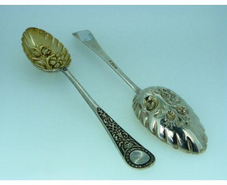 A pair of Victorian silver Berry Spoons, by William Hutton & Sons, hallmarked London, 1899, the bowls with scalloped edges ra