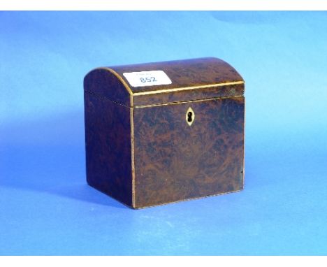 A George III burr walnut Tea Caddy, of domed form with boxwood stringing and hinged lid, 4½in (11.5cm) wide. THIS LOT WILL BE