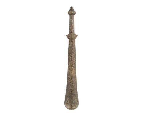 AN INDIAN COPPER ALLOY MACE, POSSIBLY 17TH/18TH CENTURY, NAIR, KERALA with tapering head swelling to a bulbous terminal, flan