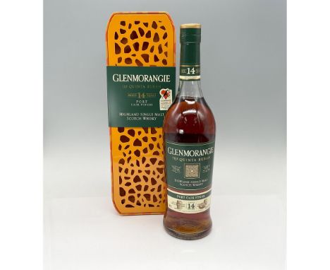 Finished in Ruby Port Casks. Aged in American oak Bourbon casks. Aged 14 Years. This item has its original Giraffe Gift Tin b
