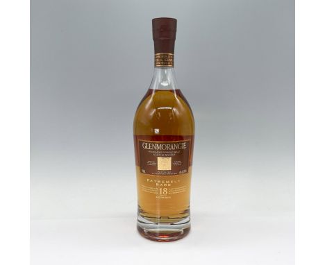 Experience the elegance of Glenmorangie's Prestige Range with this 18-year-old Scotch, initially aged for 15 years in America