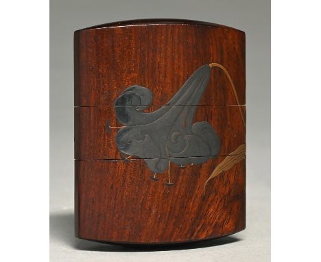 A Japanese lacquer two case inro, by Toshi (Lizuka Toyo II), 19th c, finely decorated with a lily, 78mm, gilt signature Toyo 