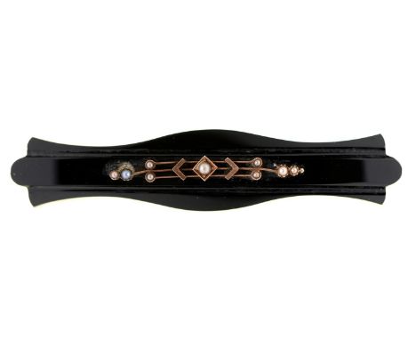 A Victorian split pearl, gold and jet black glass brooch, late 19th c, 79mm Good condition