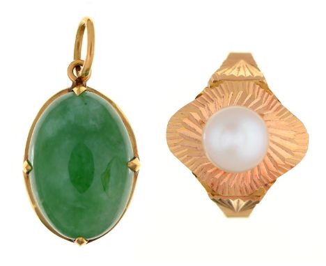 A cultured pearl ring, in gold marked 14k, size P and an oval jadeite cabochon pendant, mounted in gold, 8.4g (2) 