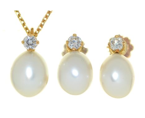 A cultured pearl and diamond necklet and pair of earrings, in 18ct gold, pendant 14mm, necklet 38cm l, maker A J R S, London 