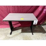 COMPUTER / OFFICE DESK