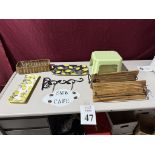 LOT CONSISTING OF ASSORTED ITEMS