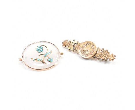 A 19th Century Victorian chalcedony and turquoise brooch, together with a hallmarked 9ct gold bar brooch. The chalcedony broo