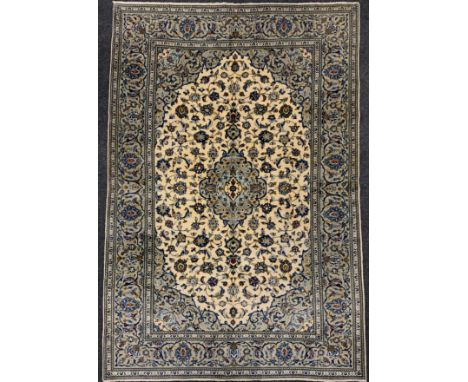 A Central Persian Kashan carpet, 295cm x 198cm.