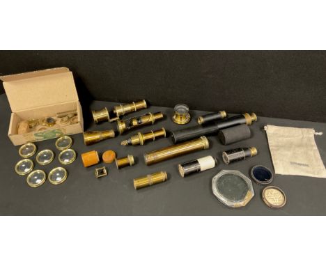 A brass traveling microscope, another;  burner flask, assorted lenses etc, four division extending telescope, 42.3cm extended