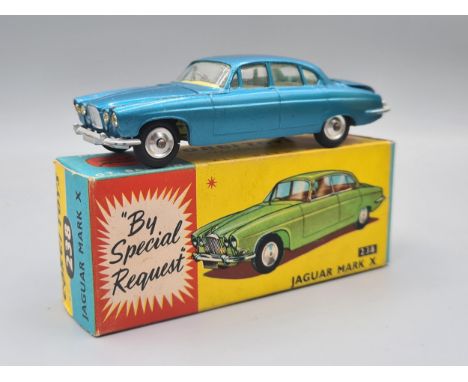 A boxed Corgi Toys No.238 Jaguar Mk.10 in kingfisher blue with luggage, Nr M-M, box Ex