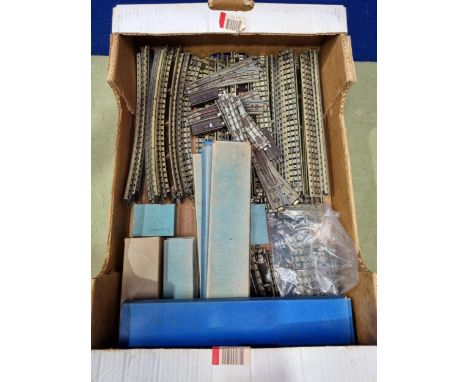 A collection of Hornby Dublo 2-rail and 3-rail Track and Accessories including boxed green roofed Signal Box (marking to roof