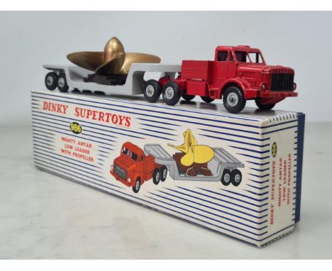 A boxed Dinky Toys No.986 Mighty Antar with Propellor, M, box superb with all packing
