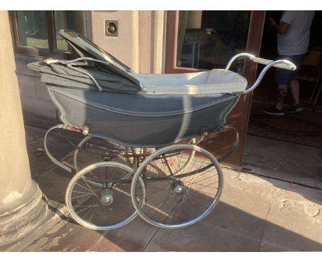 Silver Cross &nbsp;Baby Carriage ( not dolls) full size 1963 coach built Silver Dawne pram in Gunmetal coloured livery with c