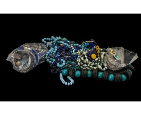 A Good Collection of Costume Jewellery including vintage, retro and modern and statement jewellery. Comprises 5 pairs of earr
