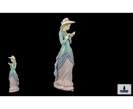 Lladro - Porcelain Hand Painted Tall Figure - Title ' Reading ' Girl Reading a Book. Model No 5000, Retired. Issued 1978 - 20