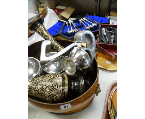 Large copper lion-handled planter, cased flatware ETC Condition reports provided on request by email for this auction otherwi