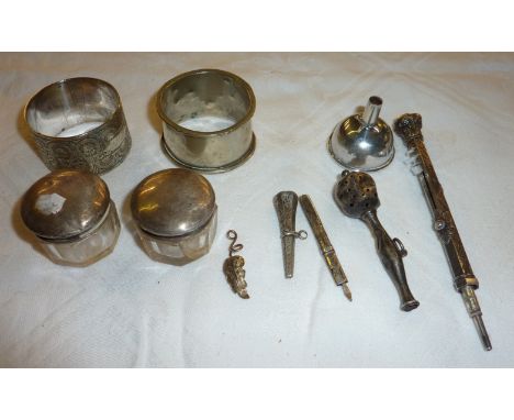 Propelling pencil, 2 napkin rings, trinket pots etc