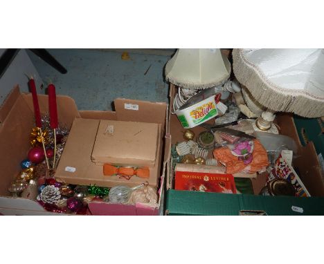 Box of vintage Christmas decorations, lamps etc (2 boxes)