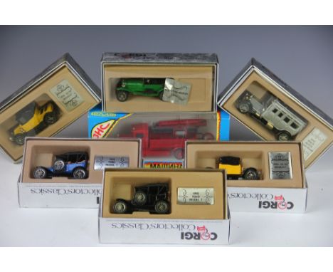 A collection of fifteen Corgi Collectors' Classics die cast model vehicles, in silver boxes, with eight Original Omnibus mode