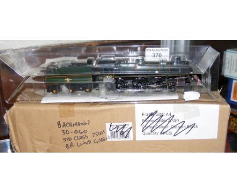 A new Bachmann locomotive and tender - 30-060
