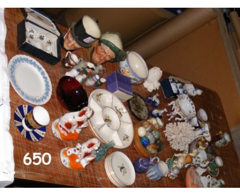 A large selection of collectable ceramic ware, including Royal Doulton and other