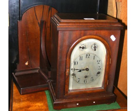 Antique bracket clock with chiming movement and mahogany bracket - 37cm high