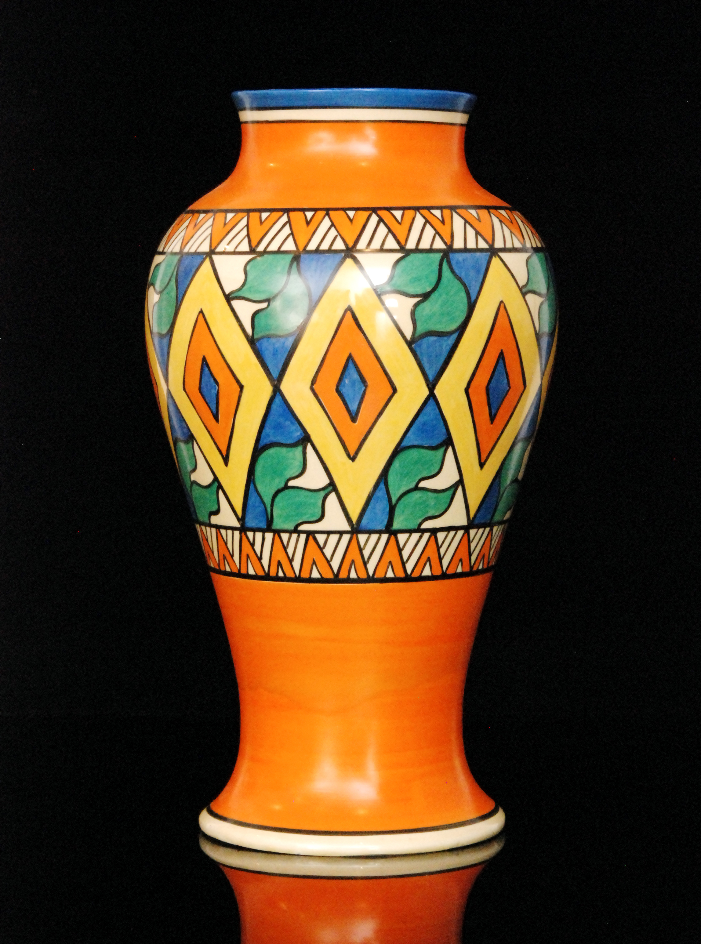 Clarice Cliff Diamonds Variant A Large Shape 14 Mei Ping Vase