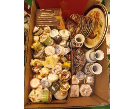 A box of various china wares to include approx. 80 modern trinket boxes, Japanese tea wares, pair of Japanese Leonardo Collec