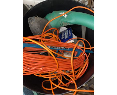 BLACK AND DECKER STRIMMER WITH EXTENSION LEAD CABLE AND BUCKET OF VARIOUS TOOLS