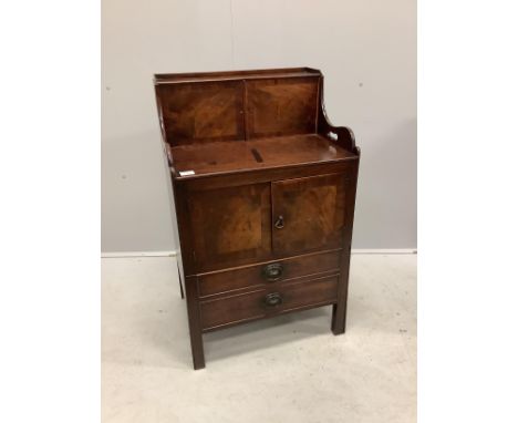 A George III mahogany commode, width 60cm, depth 48cm, height 99cm